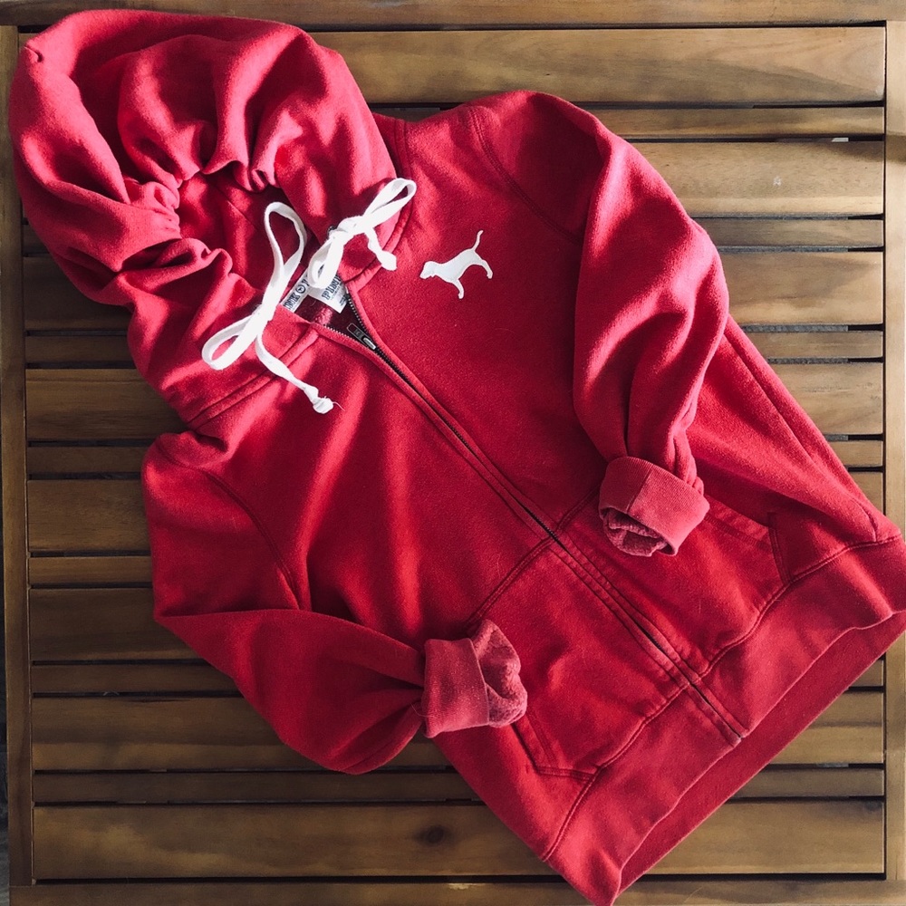 Pink boyfriend hoodie in red